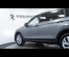 Volkswagen Tiguan Allspace HPI Clear - 1 Owner - VW Service History - 36 Months Warranty available + - 16