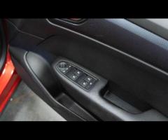 Renault Arkana This 2022 Renault Arkana TCe Iconic boasts exceptionally low mileage for its age, hav - 18