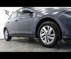 Volkswagen Polo This 2022 Volkswagen Polo EVO Life is a superb example, having had only one owner si - 10