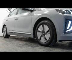 Hyundai IONIQ This 2022 Hyundai IONIQ h-GDi Premium is a superb example, having been owned by just o - 11