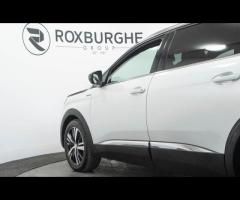 Peugeot 5008 This 2020 Peugeot 5008 GT Line presents an exceptional ownership proposition with its r - 19