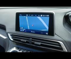 Peugeot 5008 This 2020 Peugeot 5008 GT Line presents an exceptional ownership proposition with its r - 25