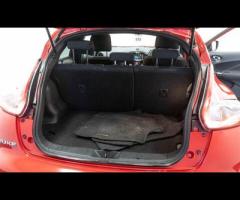 Nissan Juke This 2015 Nissan Juke DIG T Acenta Premium stands out with its exceptionally low mileage - 32