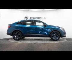 Renault Arkana This 2022 Renault Arkana E-TECH r.s. line is a superb example, having been owned by j - 9