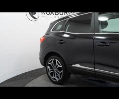 Renault Kadjar This 2020 Renault Kadjar TCe GT Line is a superb example, having been owned by just o - 12