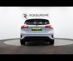 Ford Focus This 2019 Ford Focus Zetec offers an exceptional blend of efficiency and performance, mak - 7