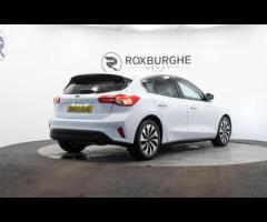 Ford Focus This 2019 Ford Focus Zetec offers an exceptional blend of efficiency and performance, mak - 8