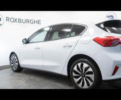 Ford Focus This 2019 Ford Focus Zetec offers an exceptional blend of efficiency and performance, mak - 17