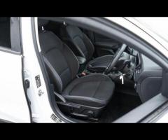 Ford Focus This 2019 Ford Focus Zetec offers an exceptional blend of efficiency and performance, mak - 21