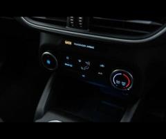 Ford Focus This 2019 Ford Focus Zetec offers an exceptional blend of efficiency and performance, mak - 26