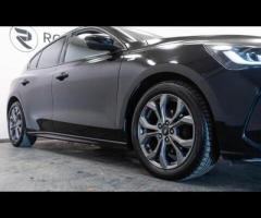 Ford Focus This 2022 Ford Focus ST-Line Style is a superb example, having been owned by just one car - 11