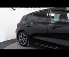 Ford Focus This 2022 Ford Focus ST-Line Style is a superb example, having been owned by just one car - 14