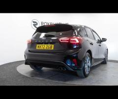 Ford Focus This 2022 Ford Focus ST-Line Style is a superb example, having been owned by just one car - 15