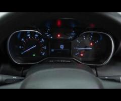 Citroen C3 Aircross This 2022 Citroen C3 Aircross Shine is a superb example, having had only one own - 23