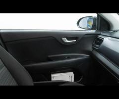 Kia Stonic This 2022 Kia Stonic T GDi 2 is a superb example, having been owned by just one person si - 28