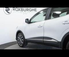 Renault Kadjar This 2020 Renault Kadjar TCe S Edition is a superb example, having been owned by just - 19