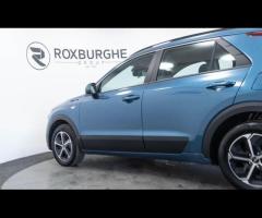 Kia Niro HPI Clear - 1 Owner - 36 Months Warranty available + Superb value new model Niro hybrid - C - 16