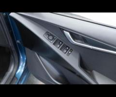 Kia Niro HPI Clear - 1 Owner - 36 Months Warranty available + Superb value new model Niro hybrid - C - 20