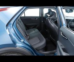 Kia Niro HPI Clear - 1 Owner - 36 Months Warranty available + Superb value new model Niro hybrid - C - 28