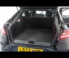 Renault Arkana This 2022 Renault Arkana E-TECH r.s. line is a superb example, having been owned by j - 29