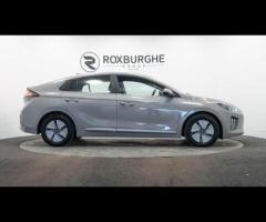 Hyundai IONIQ This 2022 Hyundai IONIQ h GDi Premium presents an exceptional ownership proposition wi - 9