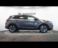 Vauxhall Grandland X This 2020 Vauxhall Grandland X Turbo SRi Nav is presented with a clear vehicle - 8