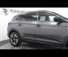Vauxhall Grandland X This 2020 Vauxhall Grandland X Turbo SRi Nav is presented with a clear vehicle - 12