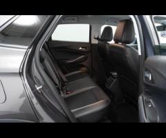 Vauxhall Grandland X This 2020 Vauxhall Grandland X Turbo SRi Nav is presented with a clear vehicle - 32