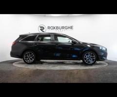 Kia Ceed This 2024 Kia Ceed T GDi 3 is a superb example, having had only one owner since new. This w - 9