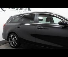 Kia Ceed This 2024 Kia Ceed T GDi 3 is a superb example, having had only one owner since new. This w - 13