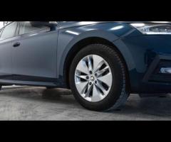 Skoda Octavia This 2022 Skoda Octavia TSI SE Technology is a superb example, having been owned by ju - 11