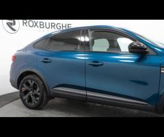 Renault Arkana This 2022 Renault Arkana E-TECH r.s. line is a superb example, having had only one ow - 13