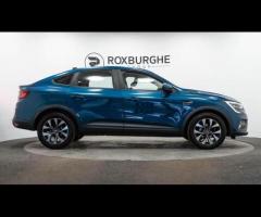 Renault Arkana This 2022 Renault Arkana TCe Iconic is a superb example, having been owned by just on - 9