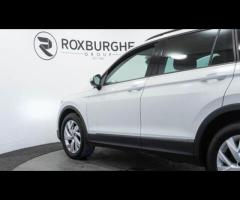 Volkswagen Tiguan This 2022 Volkswagen Tiguan TSI Life is a superb example, boasting a clear vehicle - 17