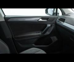 Volkswagen Tiguan This 2022 Volkswagen Tiguan TSI Life is a superb example, boasting a clear vehicle - 28