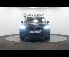 Volkswagen Tiguan Allspace This 2022 Volkswagen Tiguan Allspace TSI Life offers a superb ownership p - 2