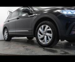 Volkswagen Tiguan Allspace This 2022 Volkswagen Tiguan Allspace TSI Life offers a superb ownership p - 11