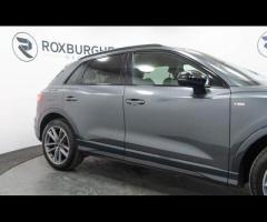 Audi Q3 HPI Clear - 1 Owner - AUDI Service History - 36 Months Warranty available + Stunning high sp - 12