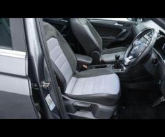 Volkswagen Tiguan HPI Clear - 1 Owner - VW Service History - 36 Months Warranty available + Superb v - 20