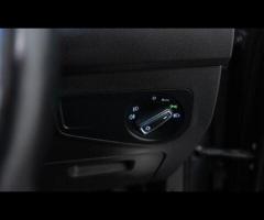 Volkswagen Tiguan HPI Clear - 1 Owner - VW Service History - 36 Months Warranty available + Superb v - 23