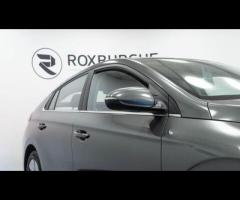 Hyundai IONIQ This 2022 Hyundai IONIQ h GDi Premium is a superb example, having been owned by just o - 12