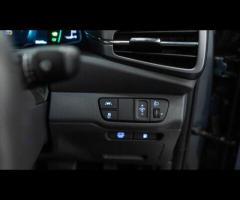 Hyundai IONIQ This 2022 Hyundai IONIQ h GDi Premium is a superb example, having been owned by just o - 24