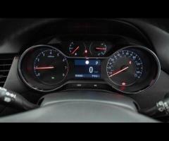 Vauxhall Crossland This 2022 Vauxhall Crossland Turbo Elite Edition is a superb example, having been - 24