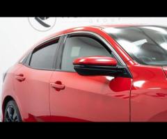 Honda Civic This 2019 Honda Civic VTEC Turbo SR is presented with a clear vehicle history check, off - 12