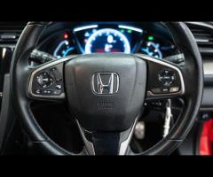 Honda Civic This 2019 Honda Civic VTEC Turbo SR is presented with a clear vehicle history check, off - 25