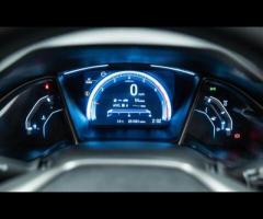 Honda Civic This 2019 Honda Civic VTEC Turbo SR is presented with a clear vehicle history check, off - 26