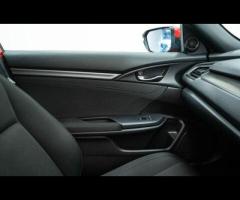 Honda Civic This 2019 Honda Civic VTEC Turbo SR is presented with a clear vehicle history check, off - 32