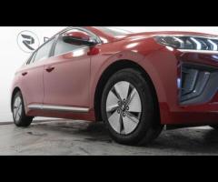 Hyundai IONIQ This 2022 Hyundai IONIQ h GDi Premium is a superb example, having had only one owner s - 11
