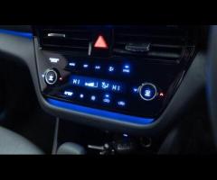 Hyundai IONIQ This 2022 Hyundai IONIQ h GDi Premium is a superb example, having had only one owner s - 27