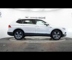 Volkswagen Tiguan Allspace HPI Clear - 1 Owner - VW Service History - 36 Months Warranty available + - 9